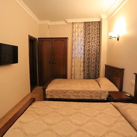 Eiffel Hotel Batumi Kültér fotó