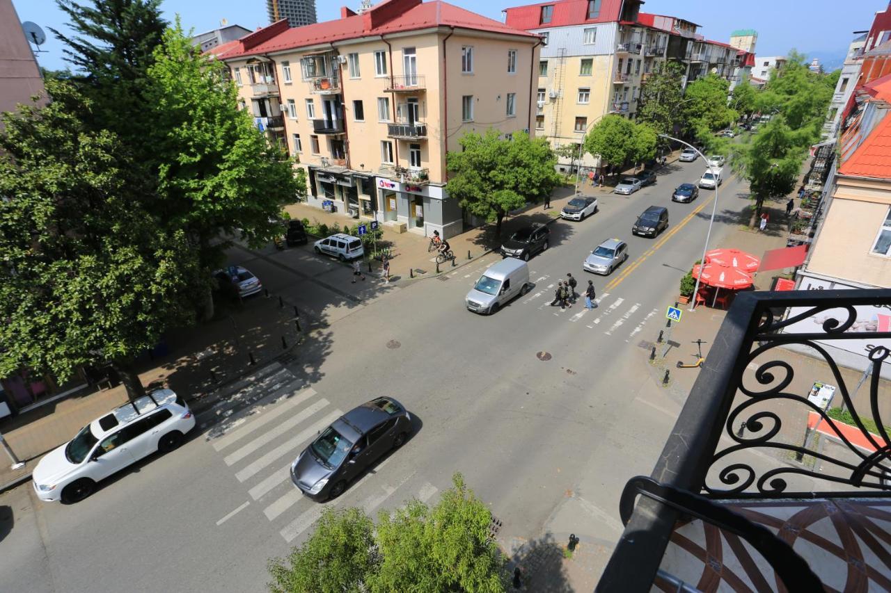 Eiffel Hotel Batumi Kültér fotó