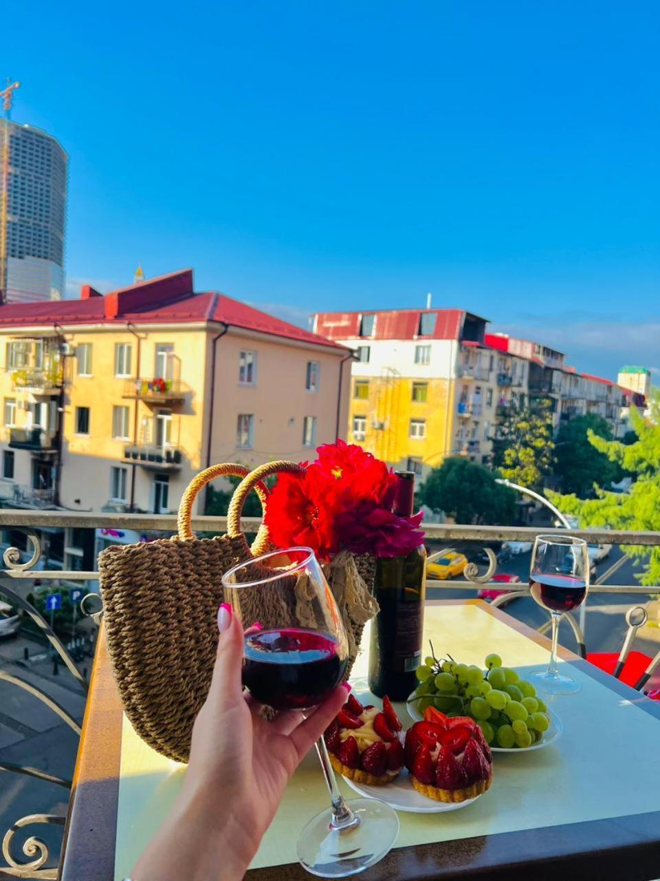 Eiffel Hotel Batumi Kültér fotó